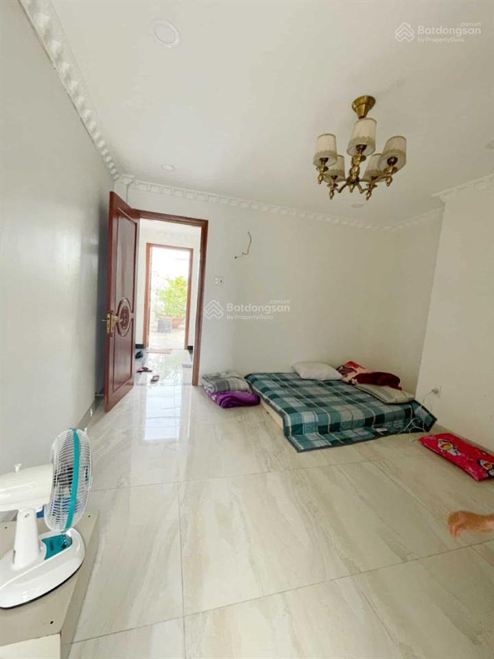 Nhà 4 tầng, mt đường số gần giáo xứ tân lập, dt 4.1x21m (nở hậu) giá 9,25 tỷ