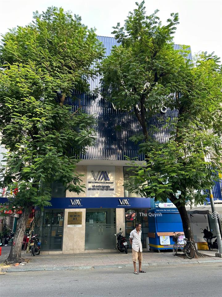 Siêu phẩm 3 mặt tiền quận 1  ngang 13.5m  5 tầng thang máy  giá 32,5 tỷ