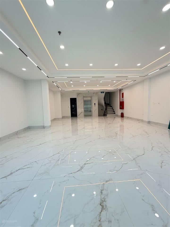 Toà nhà 8 tầng 7 nổi 1 hầm phố khúc thừa dụ, cầu giấy 99m2, 8 tầng, chào 33 tỷ