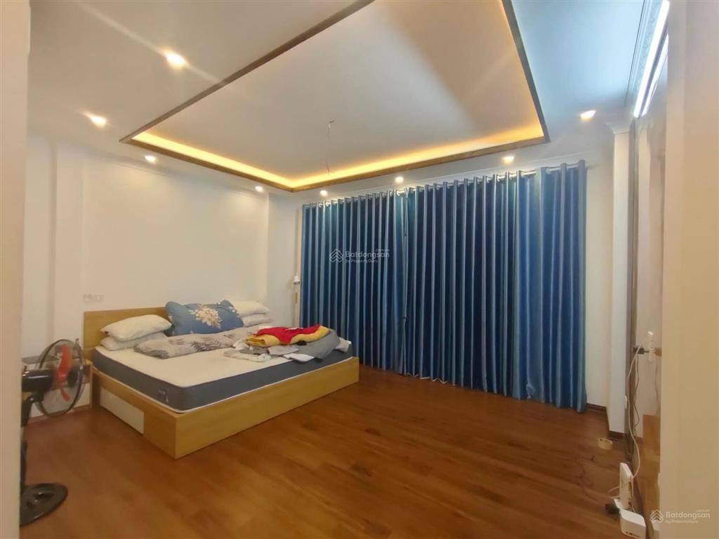 Bán nhà ô tô tránh, thang máy lạc long quân, tây hồ 58m 6 tầng chào 19.2 tỷ