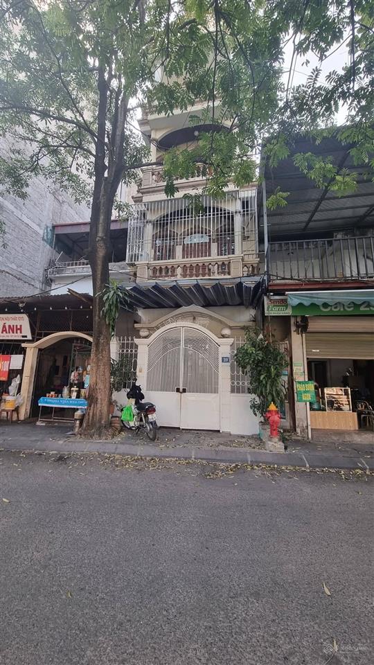 Hiếm có khó tìm, view hồ trường chinh  vỉa hè rộng  ô tô tránh  kinh doanh 6 tầng 26 tỷ