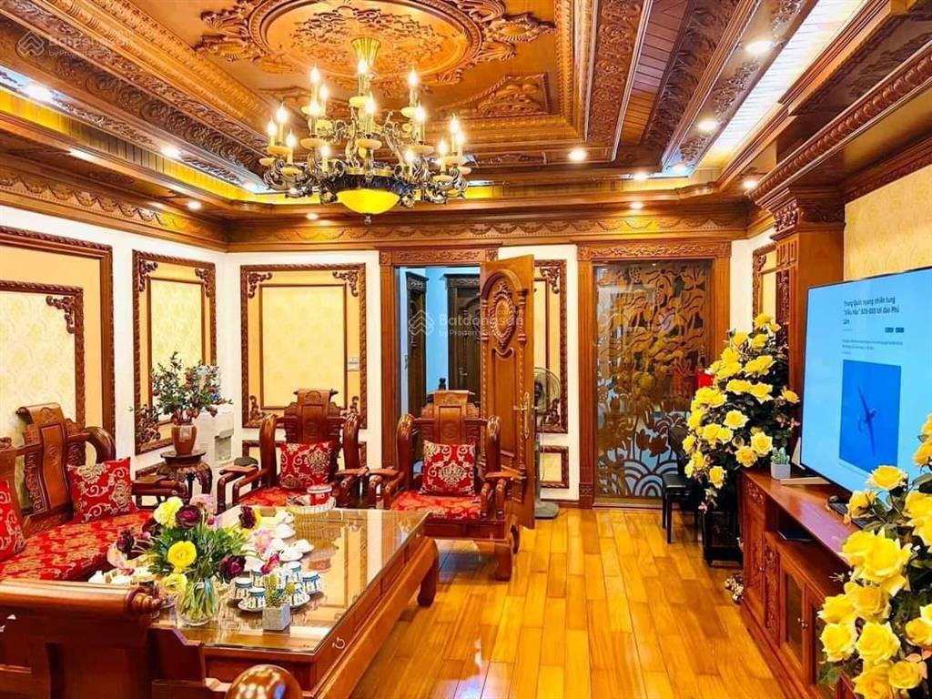 Hiếm có! bán biệt thự phân lô ngụy như kon tum 5 tầng  ô tô tránh  vỉa hè rộng  chỉ 53 tỷ