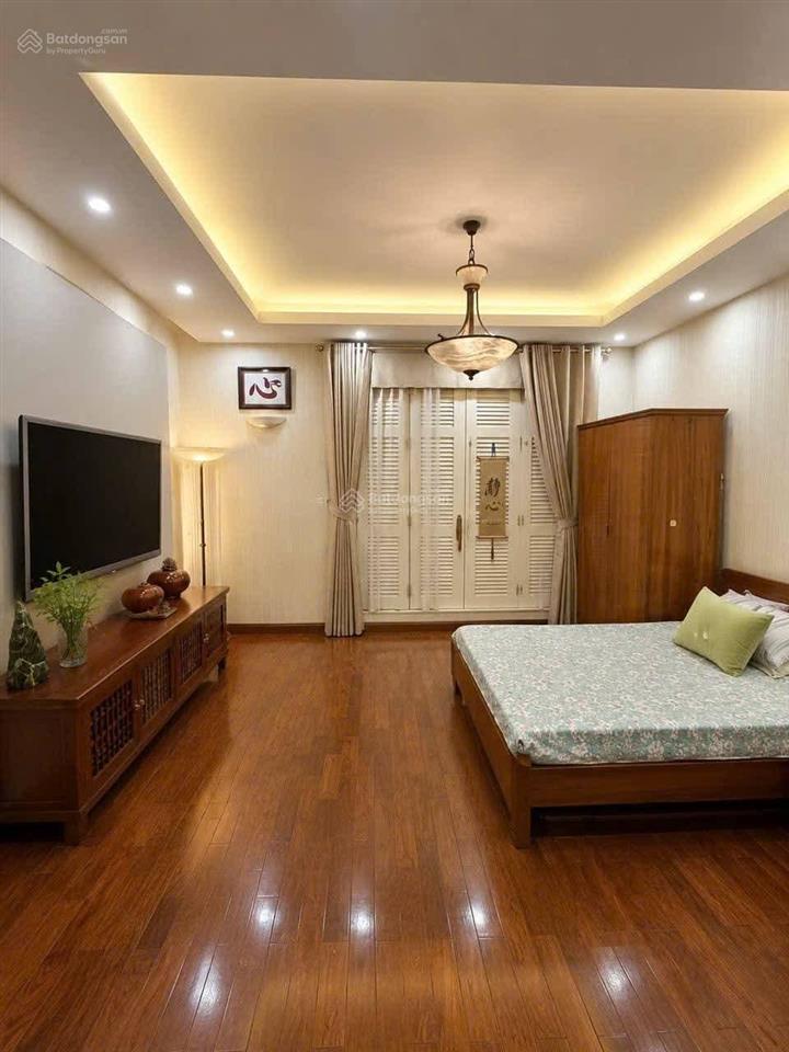 Siêu phẩm cầu giấy, khúc thừa dụ  ô tô tránh kinh doanh  mặt tiền hoa hậu 5m  60m x 5 tầng