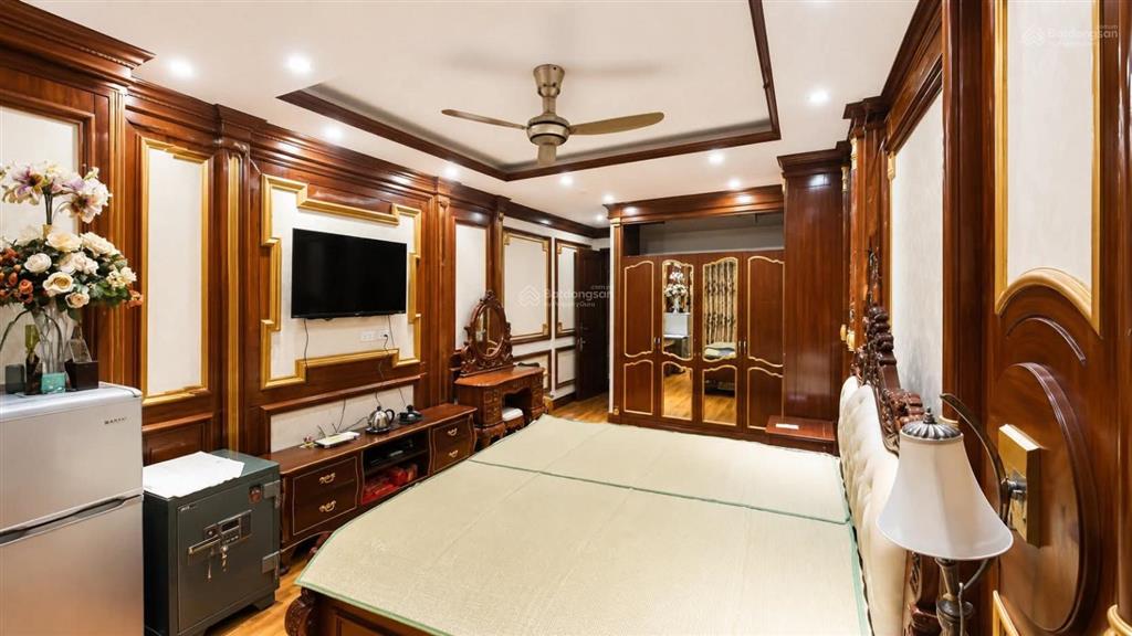 Bán nhà phân lô dịch vọng hậu  100m2 mặt tiền 6m  vỉa hè rộng  ô tô tránh  giá 28 tỷ