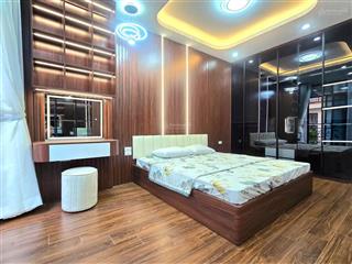 Bán nhà cách ô tô tránh 20m, thang máy, full nội thất, xuân đỉnh 5 tầng chào 8,1 tỷ