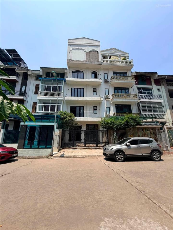Hiếm có khó tìm phân lô võ chí công, tây hồ mặt tiền rộng 6m vỉa hè ô tô tránh 36 tỷ