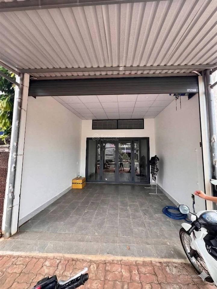 Bán nhà mặt phố hùng vương, 3,9 tỷ, 165,8m2, thị trấn ngãi giao, huyện châu đức