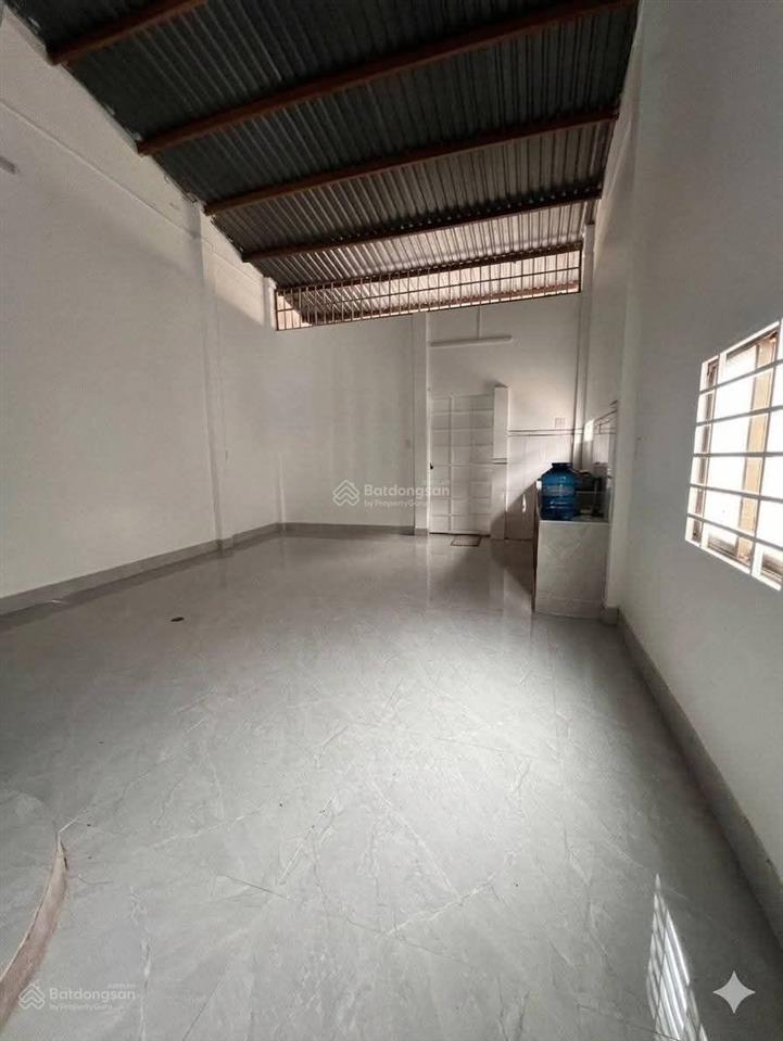 Bán nhà mặt phố hùng vương, 3,9 tỷ, 165,8m2, thị trấn ngãi giao, huyện châu đức