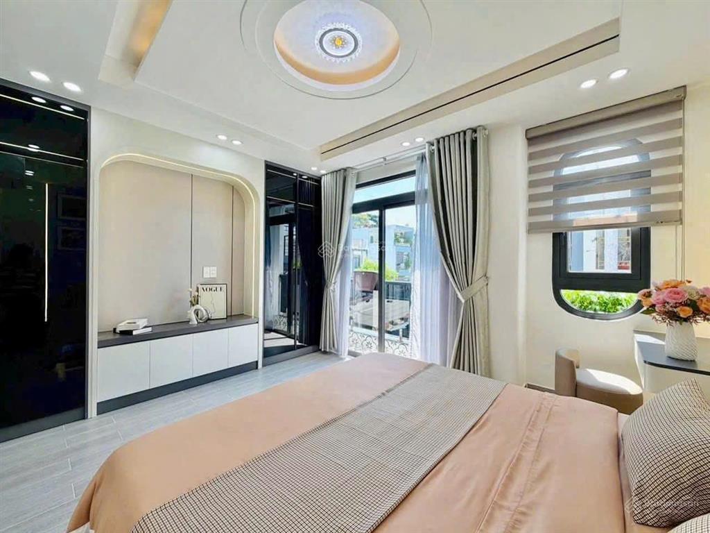 Bán nhà hẻm xe hơi 6m đường huỳnh văn nghệ, p.12, 4,3 x 10, 5 tầng giá 7.2 tỷ tl