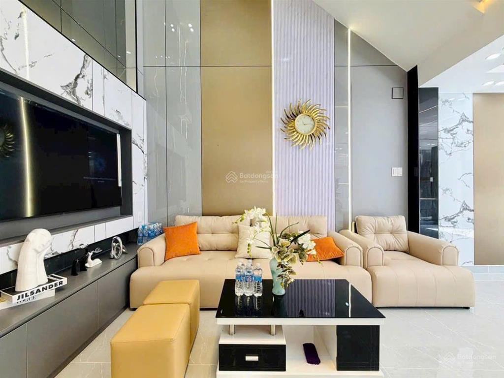 Bán nhà hẻm xe hơi 6m đường huỳnh văn nghệ, p.12, 4,3 x 10, 5 tầng giá 7.2 tỷ tl