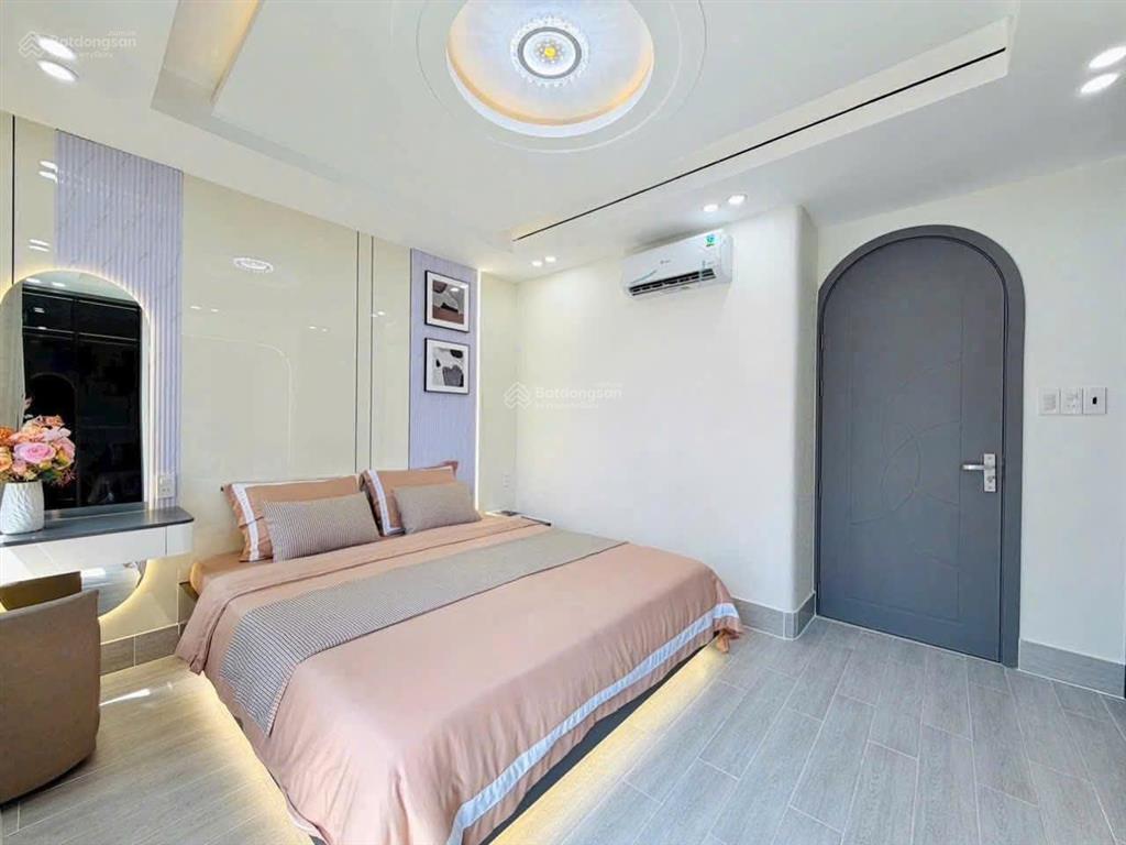 Bán nhà hẻm xe hơi 6m đường huỳnh văn nghệ, p.12, 4,3 x 10, 5 tầng giá 7.2 tỷ tl