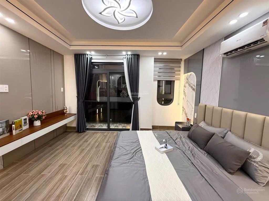 Bán nhà hẻm xe hơi 6m đường huỳnh văn nghệ, p.12, 4,3 x 10, 5 tầng giá 6.95 tỷ tl