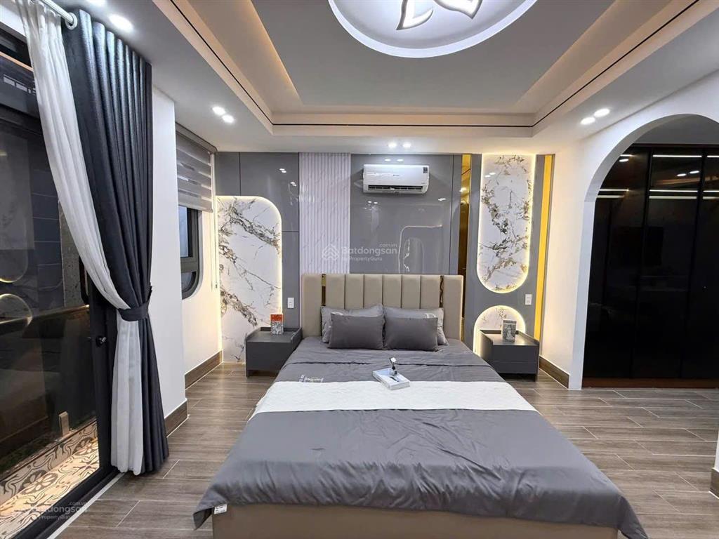 Bán nhà hẻm xe hơi 6m đường huỳnh văn nghệ, p.12, 4,3 x 10, 5 tầng giá 6.95 tỷ tl