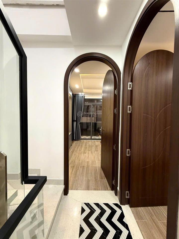 Bán nhà hẻm xe hơi 6m đường huỳnh văn nghệ, p.12, 4,3 x 10, 5 tầng giá 6.95 tỷ tl