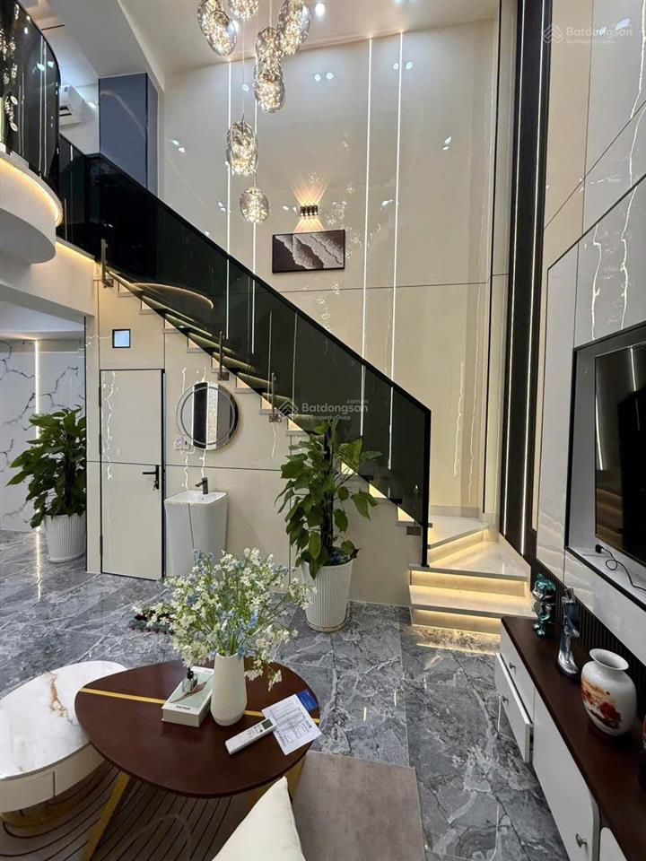 Bán nhà hẻm xe hơi 6m đường huỳnh văn nghệ, p.12, 4,3 x 10, 5 tầng giá 6.95 tỷ tl