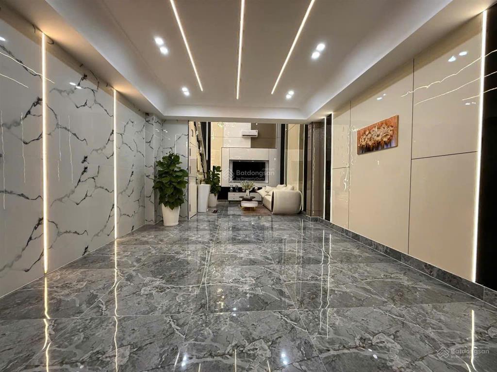 Bán nhà hẻm xe hơi 6m đường huỳnh văn nghệ, p.12, 4,3 x 10, 5 tầng giá 6.95 tỷ tl