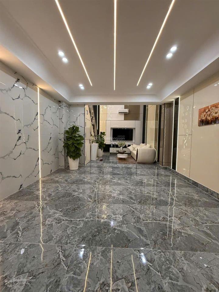 Bán nhà hẻm xe hơi 6m đường huỳnh văn nghệ, p.12, 4,3 x 10, 5 tầng giá 6.95 tỷ tl