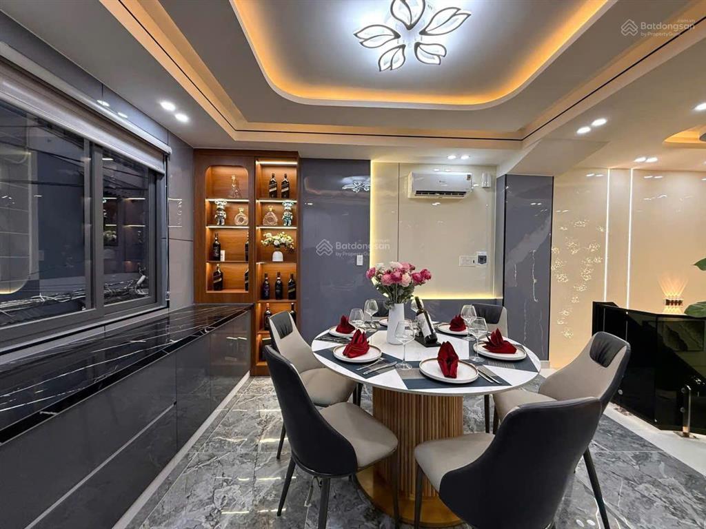 Bán nhà hẻm xe hơi 6m đường huỳnh văn nghệ, p.12, 4,3 x 10, 5 tầng giá 6.95 tỷ tl