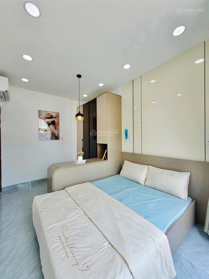 Bán nhà xây mới hẻm xe hơi sát mt đường phạm văn chiêu, p.13, 6 x 6, 3 tầng giá 5.39 tỷ tl