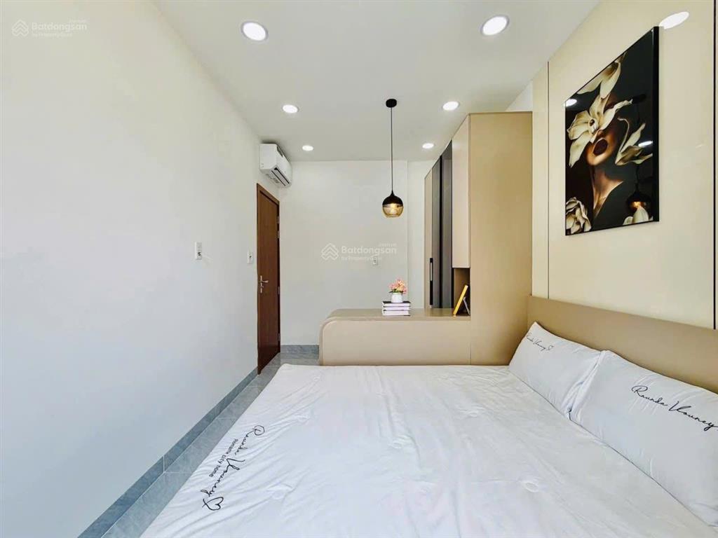 Bán nhà xây mới hẻm xe hơi sát mt đường phạm văn chiêu, p.13, 6 x 6, 3 tầng giá 5.39 tỷ tl