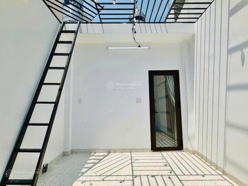 Bán nhà xây mới hẻm xe hơi sát mt đường phạm văn chiêu, p.13, 6 x 6, 3 tầng giá 5.39 tỷ tl