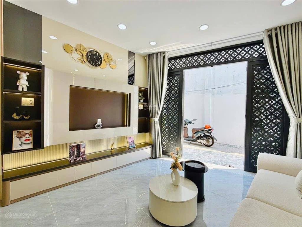 Bán nhà xây mới hẻm xe hơi sát mt đường phạm văn chiêu, p.13, 6 x 6, 3 tầng giá 5.39 tỷ tl