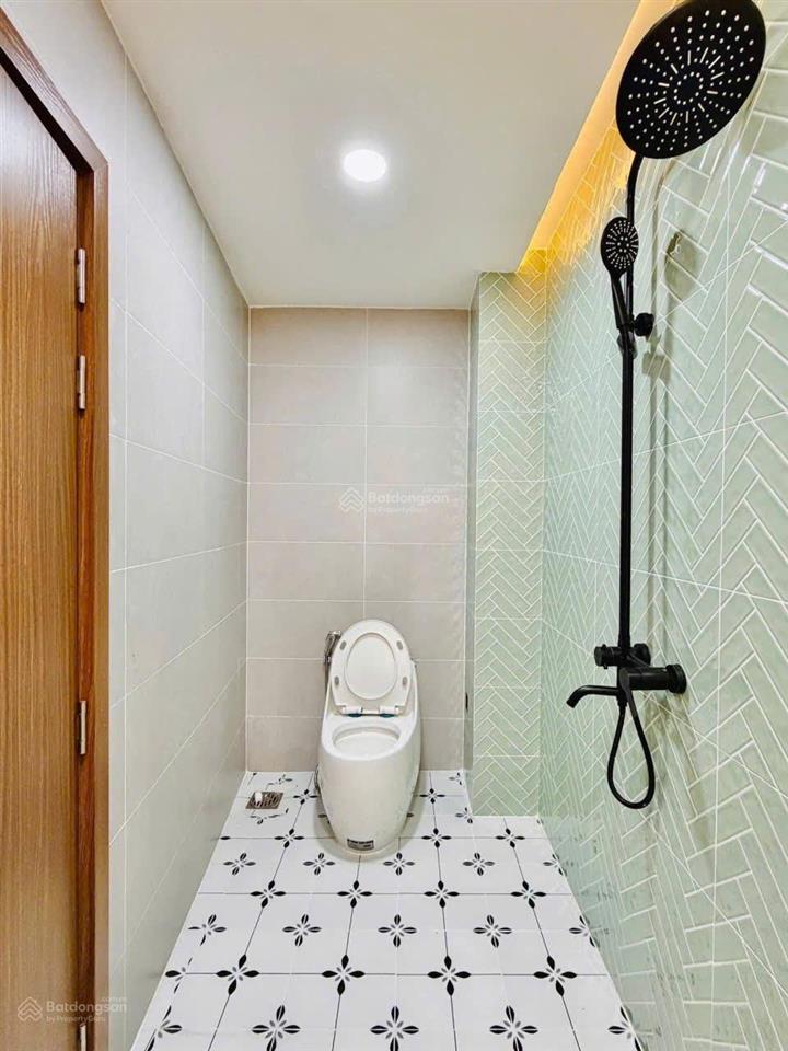 Bán nhà xây mới hẻm xe hơi sát mt đường phạm văn chiêu, p.13, 6 x 6, 3 tầng giá 5.39 tỷ tl