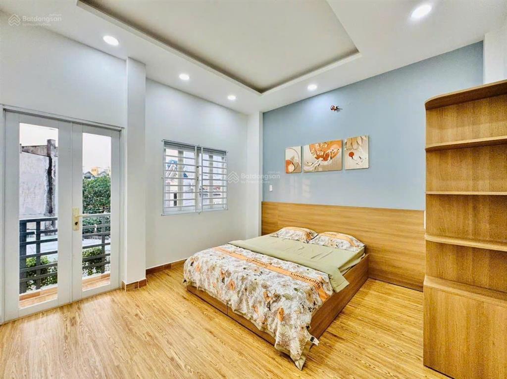 Bán nhà đẹp hẻm 4m đường phạm văn chiêu, p.14, 4,2 x 13, có phòng ngủ dưới trệt giá 5.75 tỷ tl