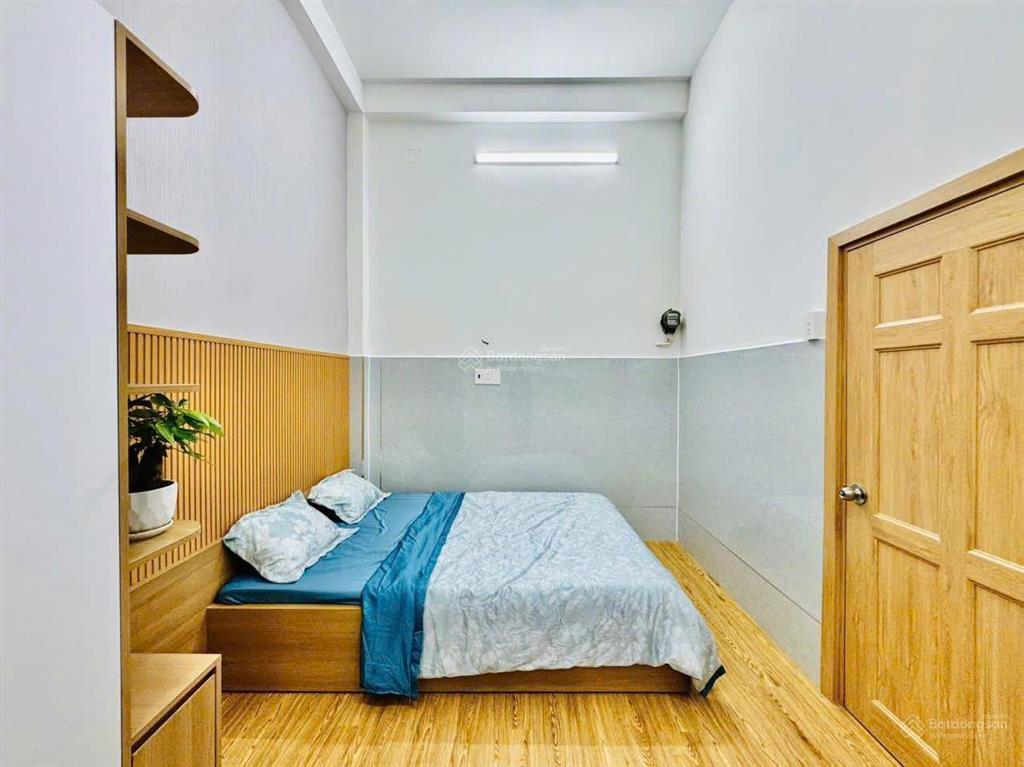 Bán nhà đẹp hẻm 4m đường phạm văn chiêu, p.14, 4,2 x 13, có phòng ngủ dưới trệt giá 5.75 tỷ tl