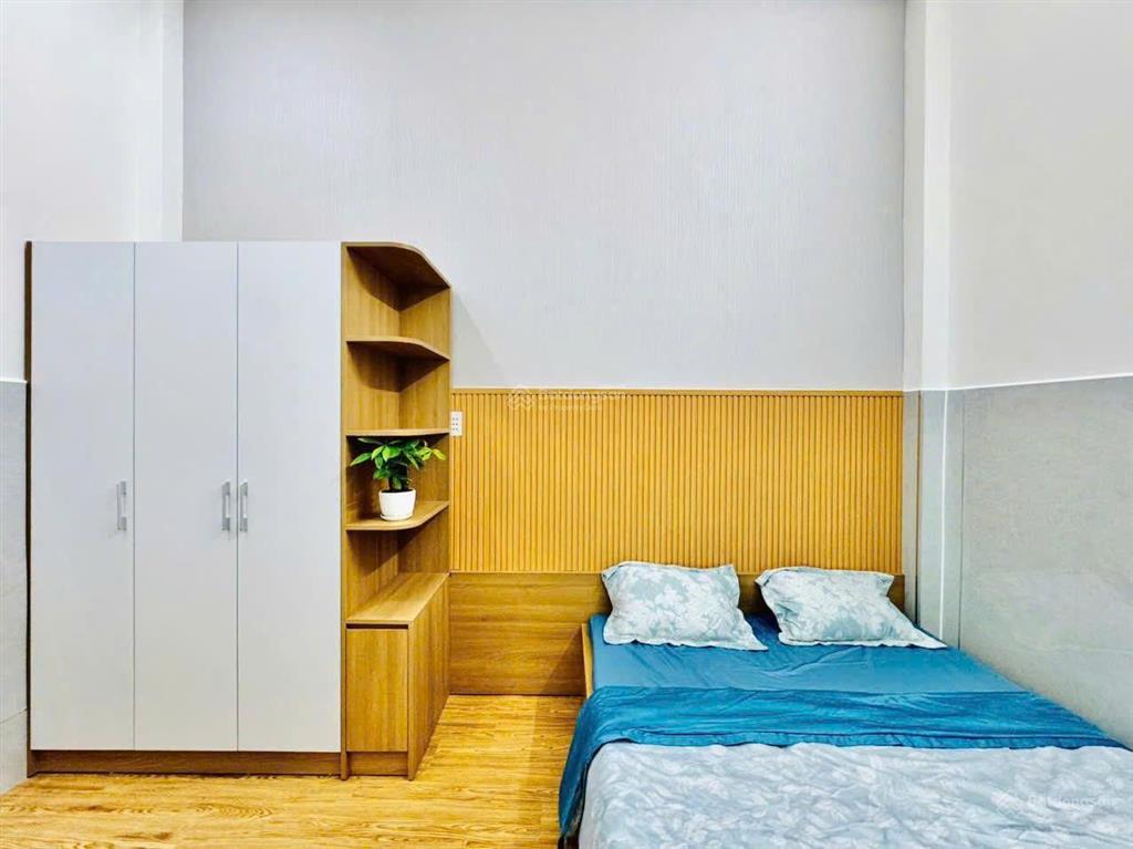 Bán nhà đẹp hẻm 4m đường phạm văn chiêu, p.14, 4,2 x 13, có phòng ngủ dưới trệt giá 5.75 tỷ tl