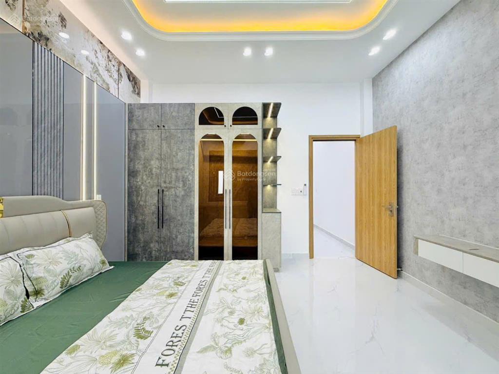 Bán nhà mới đẹp hẻm xe hơi 1 sẹc sát mặt tiền đường huỳnh văn nghệ, p.15, 4,3 x 22, giá 9.25 tỷ tl