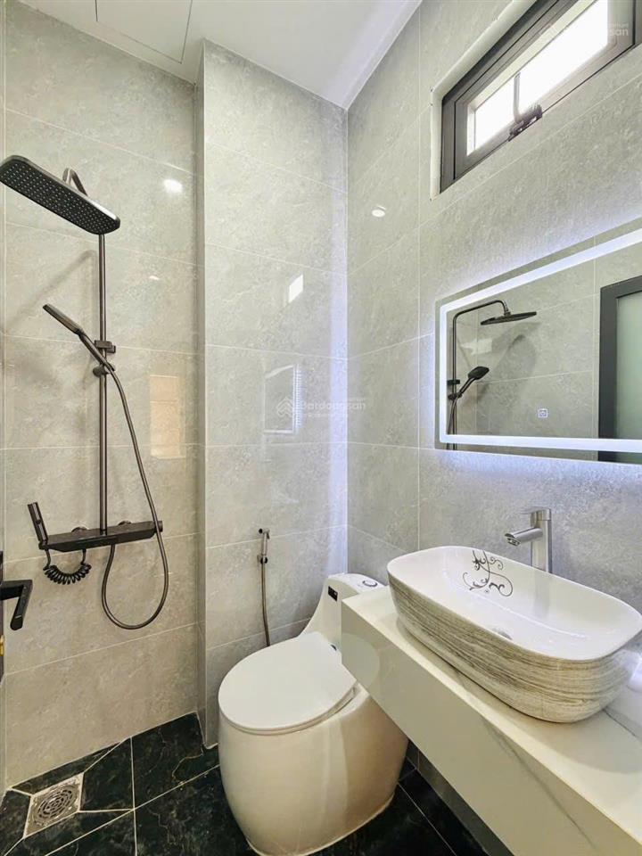 Bán nhà hẻm 3m cách 10m ra hẻm xe tải thông đường bùi quang là, p.12, 5,5 x 11, giá 6.45 tỷ tl