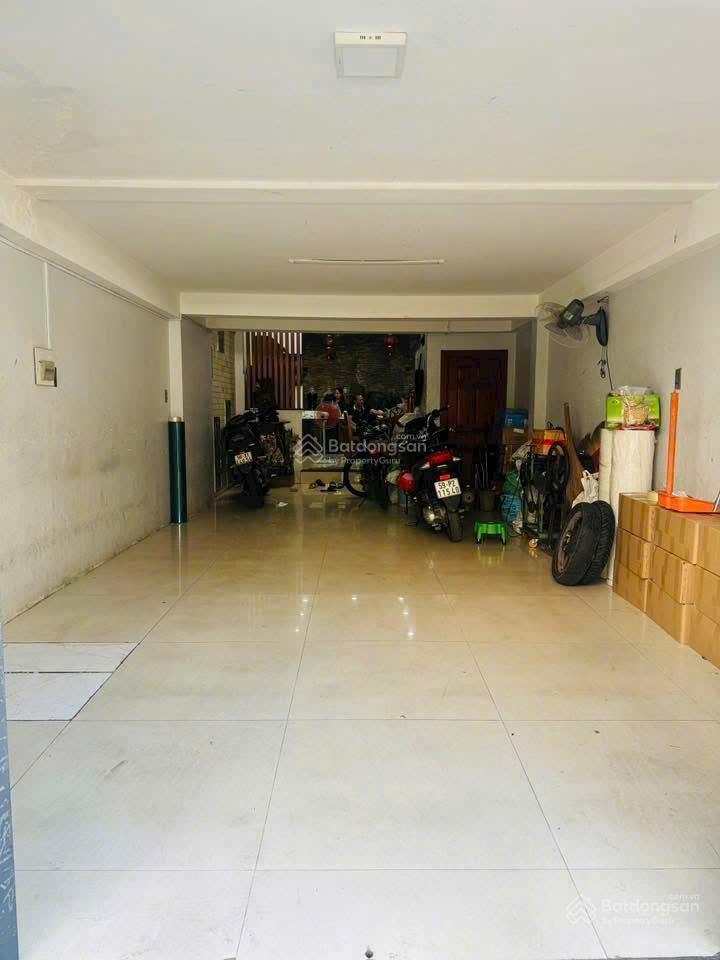 Bán nhà hẻm 1 sẹc 8m xe hơi, xe tải thông tứ phía đường quang trung, p.11, 4 x 17 giá 9.7 tỷ tl
