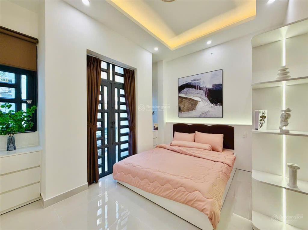 Bán nhà hẻm xe hơi 1 sẹc 5m thông tứ phía đường nguyễn văn khối, p.11, 4 x 13, giá 7.95 tỷ tl