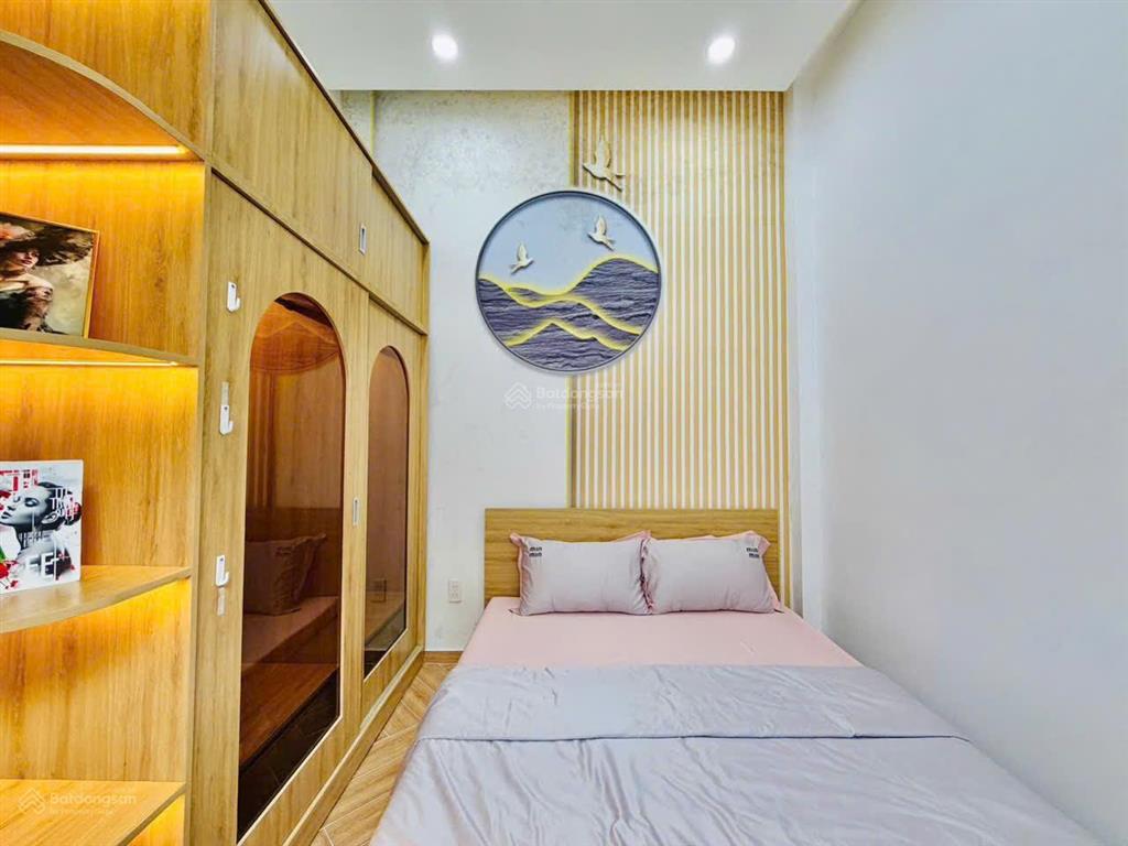 Bán nhà mới đẹp căn góc 2 mặt hẻm đường thống nhất, p.15, 3,1 x 11, 2 tầng giá 3.85 tỷ tl