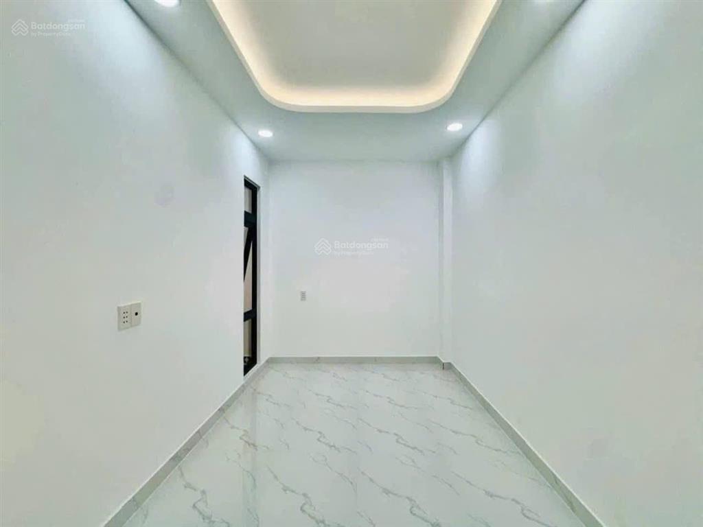 Bán nhà mới đẹp hẻm 3m đường lê đức thọ, p6, 5,4 x 13,5, 2 tầng, 3 phòng ngủ giá 5.5 tỷ tl