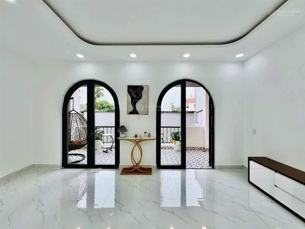 Bán nhà mới đẹp hẻm 3m đường lê đức thọ, p6, 5,4 x 13,5, 2 tầng, 3 phòng ngủ giá 5.5 tỷ tl