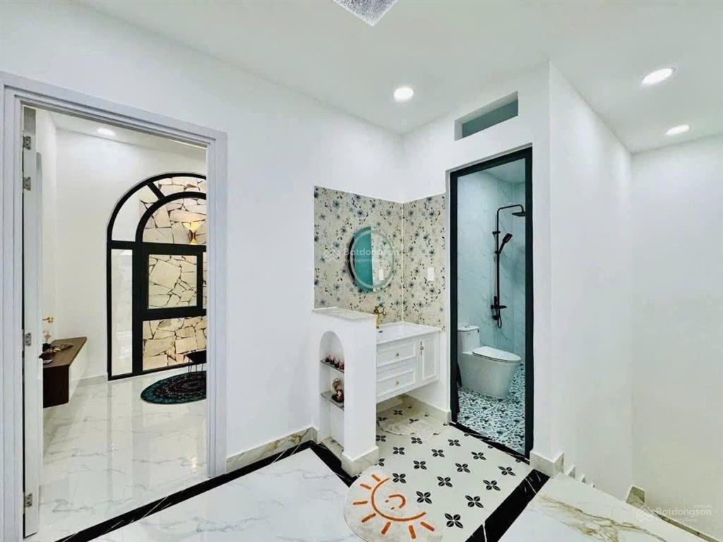 Bán nhà mới đẹp hẻm 3m đường lê đức thọ, p6, 5,4 x 13,5, 2 tầng, 3 phòng ngủ giá 5.5 tỷ tl