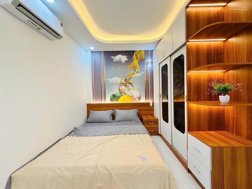 Bán nhà mới đẹp hẻm xe hơi 4m đường quang trung, p.8, 4 x 12, 3 phòng ngủ giá 6.45 tỷ tl