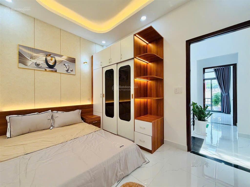 Bán nhà mới đẹp hẻm xe hơi 4m đường quang trung, p.8, 4 x 12, 3 phòng ngủ giá 6.45 tỷ tl