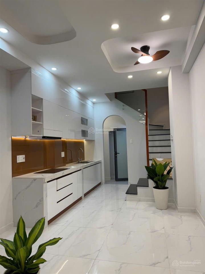 Bán nhà hẻm xe hơi 1 sẹc 6m thông tứ phía phạm văn chiêu, p.14, 3,2 x 10, 4 tầng giá 5.25 tỷ tl