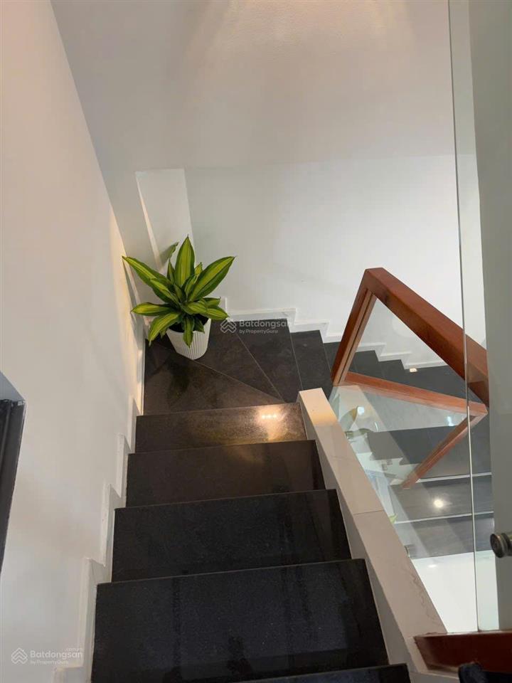 Bán nhà hẻm xe hơi 1 sẹc 6m thông tứ phía phạm văn chiêu, p.14, 3,2 x 10, 4 tầng giá 5.25 tỷ tl