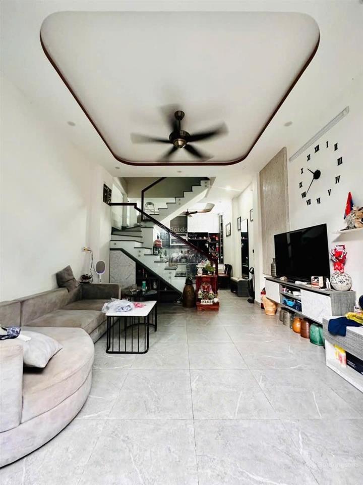 Bán nhà hẻm xe hơi thông 1 trục dương quảng hàm, p.5, 4 x 11, 4pn giá 7.6 tỷ tl