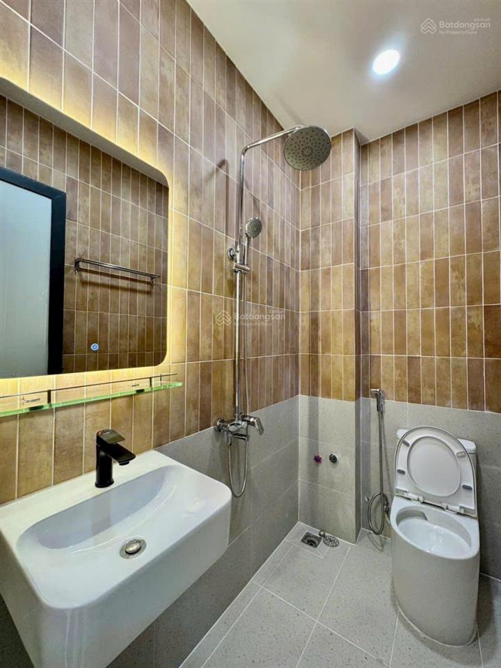 Giảm sâu 1 tỷ, bán nhà xây mới hẻm 8m thông đường phan huy ích, p.12, 4 x 18 giá 8.8 tỷ tl