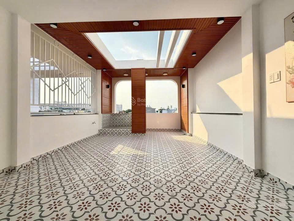 Giảm sâu 1 tỷ, bán nhà xây mới hẻm 8m thông đường phan huy ích, p.12, 4 x 18 giá 8.8 tỷ tl