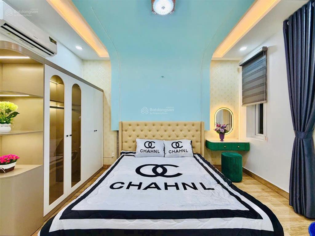 Giảm mạnh 800 triệu cho mặt tiền đường nguyễn văn khối, p.8, 4 x 16 có thang máy 450kg giá 15 tỷ tl