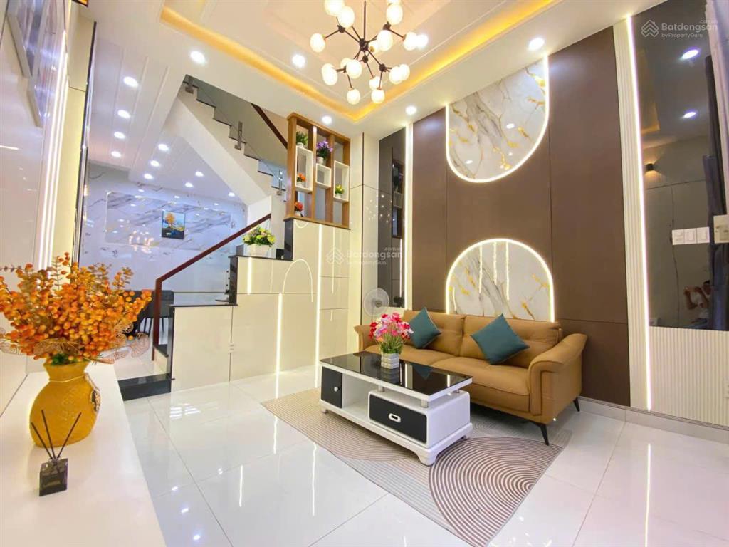Giảm mạnh 700 triệu, bán nhà hẻm xe hơi vô nhà đường phạm văn chiêu, p.14, 5 x 20 giá 6.25 tỷ