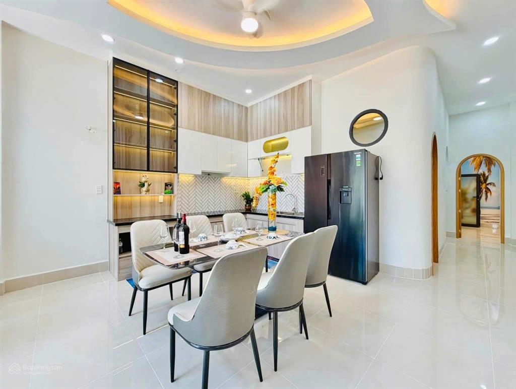 Bán nhà mới đẹp ngay chợ an nhơn hẻm xe hơi đường số 28, p.6, 5.1 x 16, 4pn giá 6.75 tỷ tl