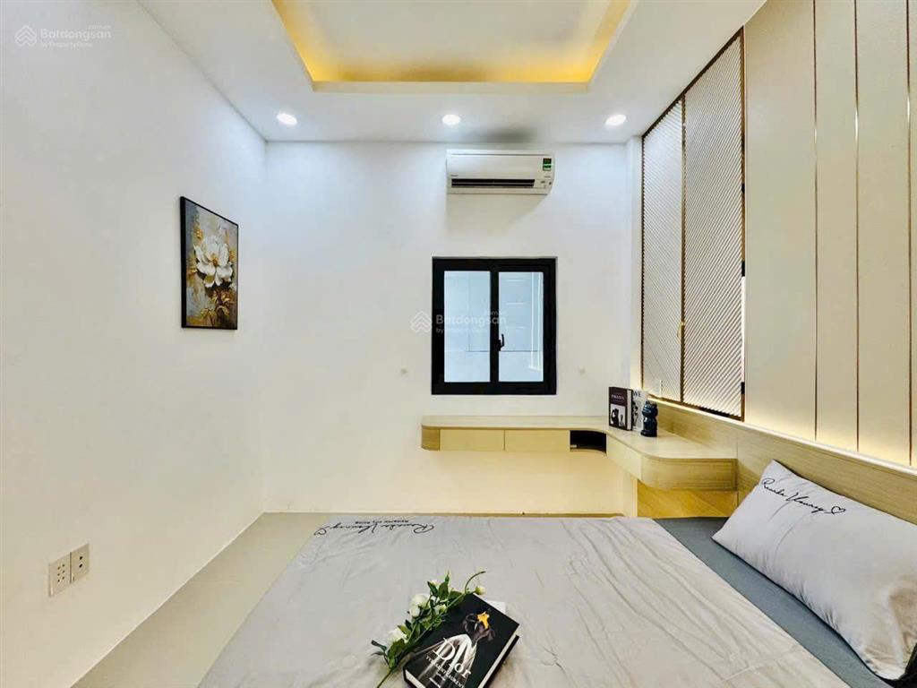 Bán nhà mới đẹp hẻm 3m 1 trục đường phan huy ích, p.14, 5.2 x 13, có pn dưới trệt, giá 5.49 tỷ tl