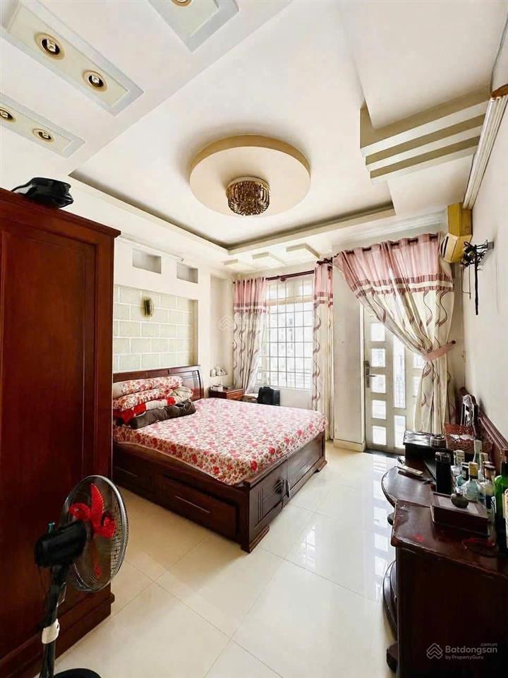 Bán nhà hẻm 6m 2 xe hơi tránh nhau sát mặt tiền đường số 8, phường 11, 4 x 14, 5pn giá 7.6 tỷ tl